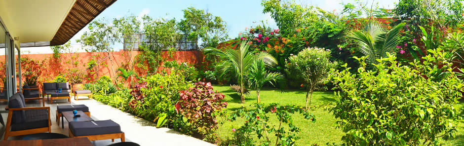 Hotel Maison Rouge Cotonou Exterior photo